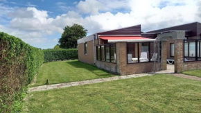 Schönes Haus in Callantsoog mit Großem Garten